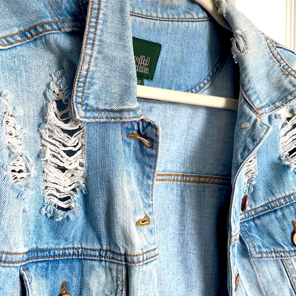 Distressed denim jacket - Picture 2 of 6